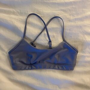 Alo Airlift Intrigue Bra - Lilac Blue